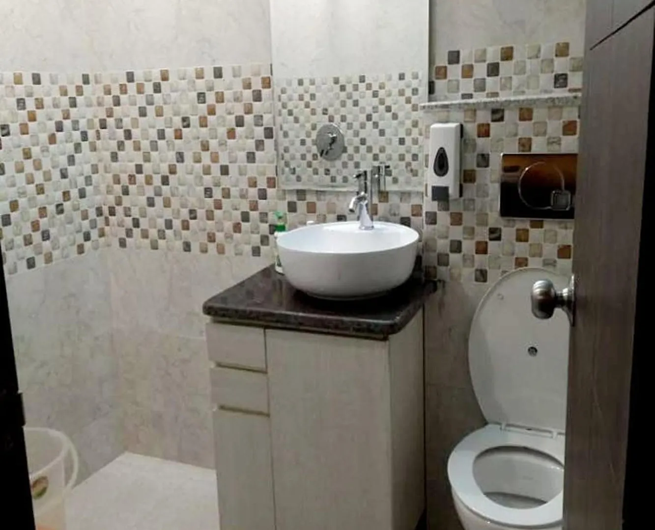 Hotel Aravali Residency B&B New Delhi