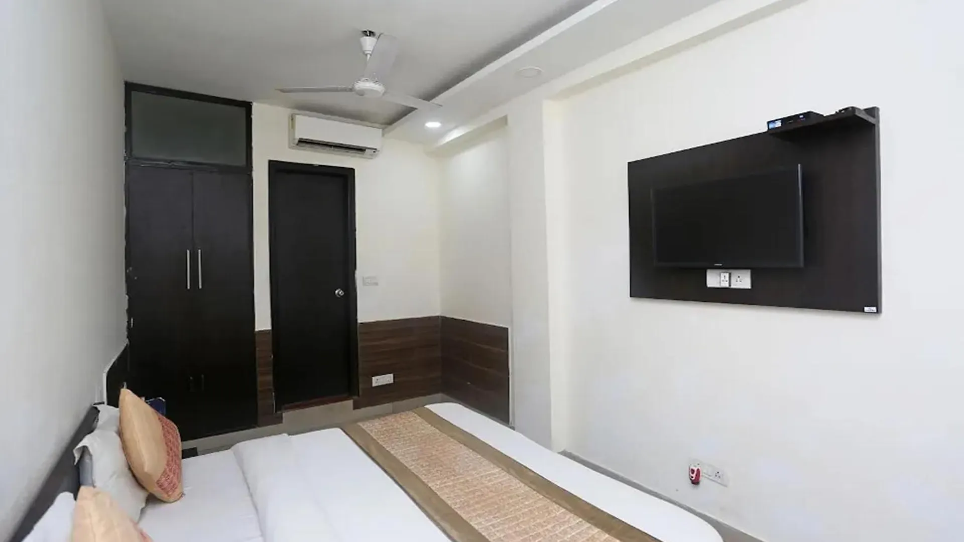 Aravali Residency B&B New Delhi 4*,  India
