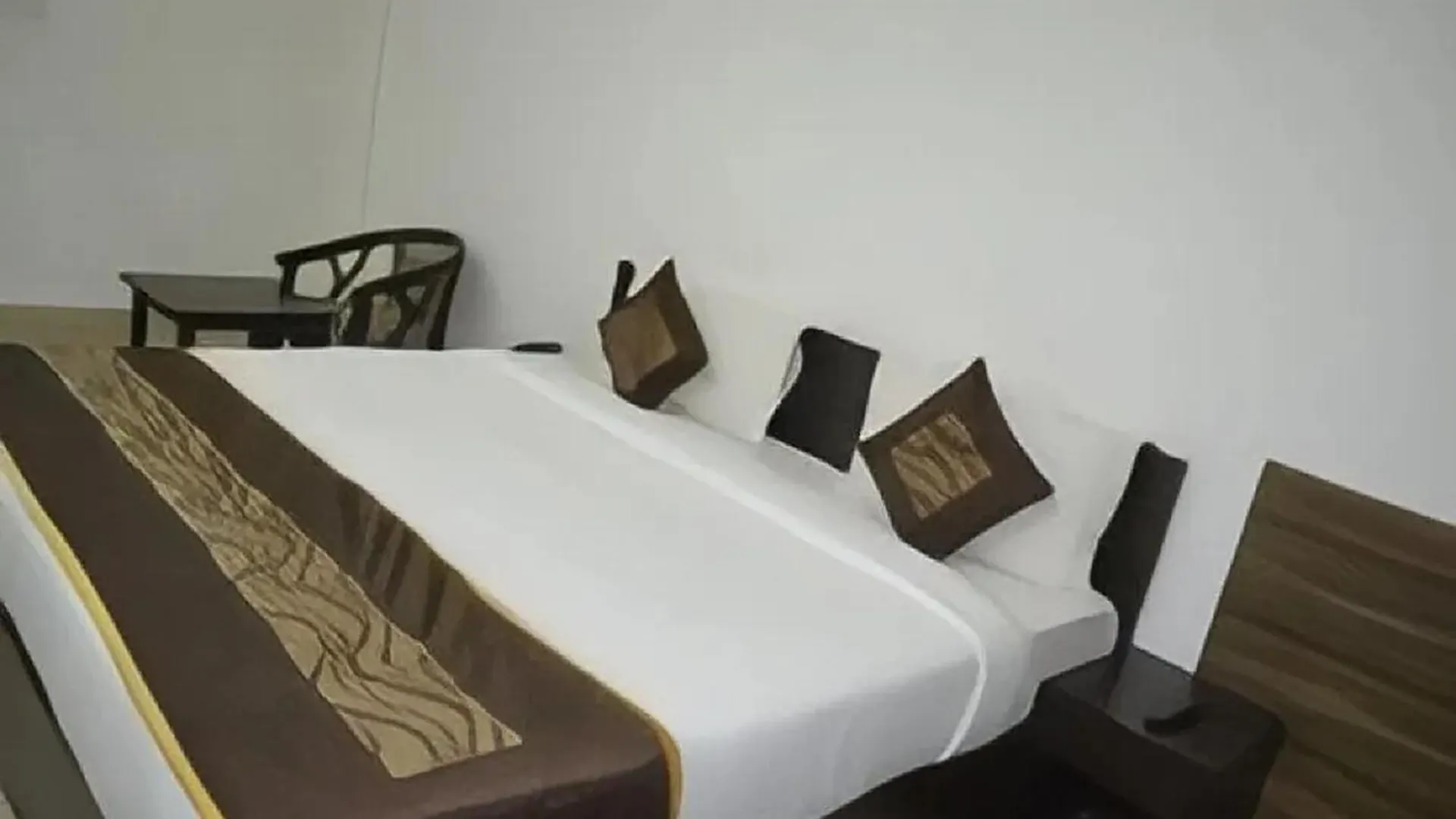 Hotel Aravali Residency B&B New Delhi
